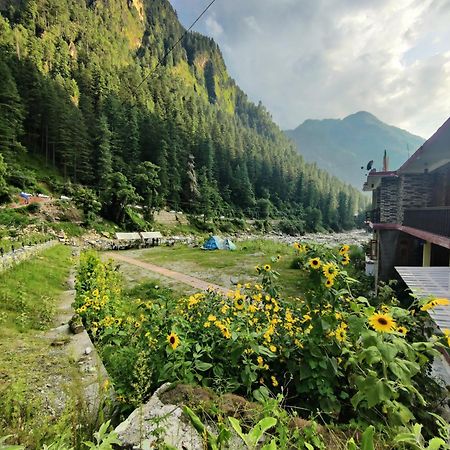 Flipsyde Retreat Hotel Kasol Buitenkant foto