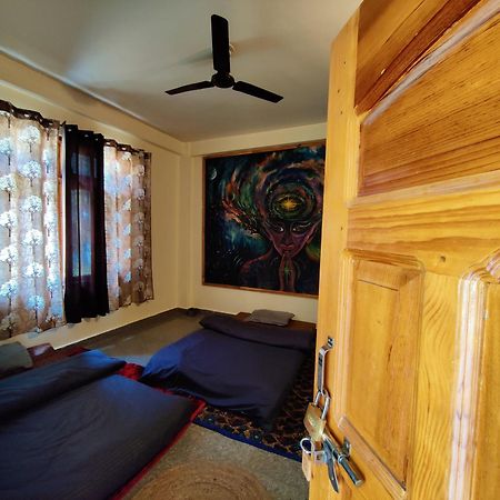 Flipsyde Retreat Hotel Kasol Buitenkant foto