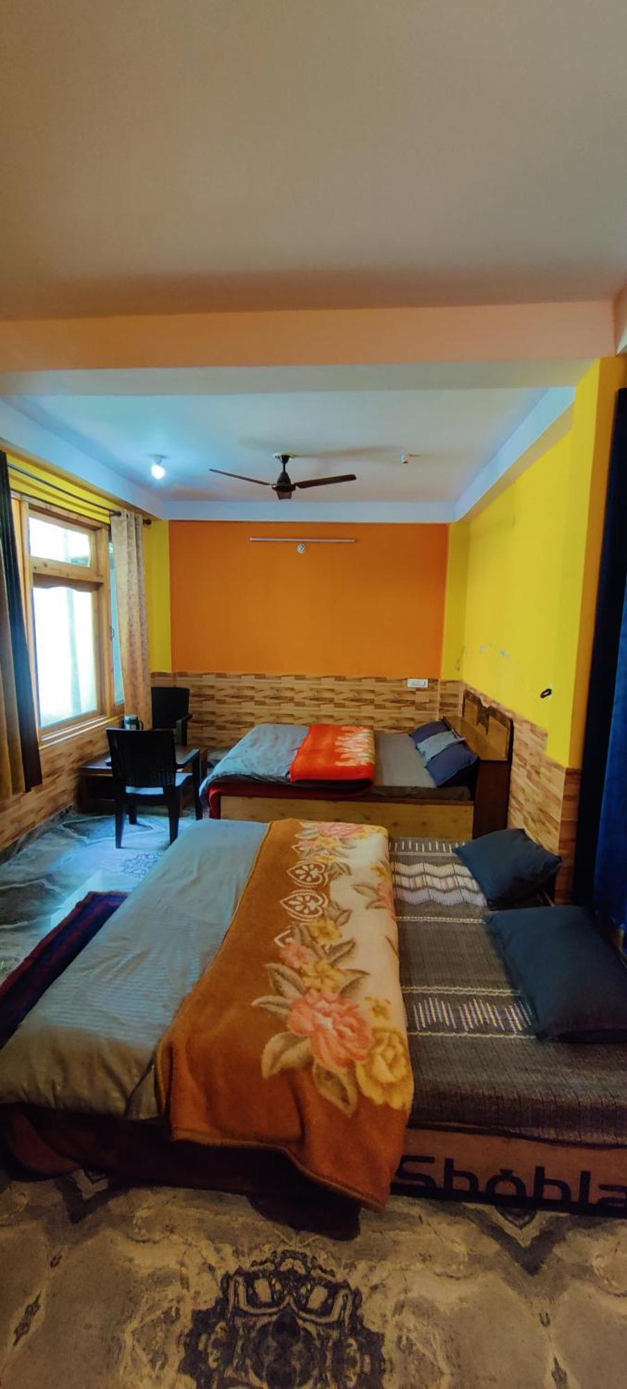 Flipsyde Retreat Hotel Kasol Buitenkant foto