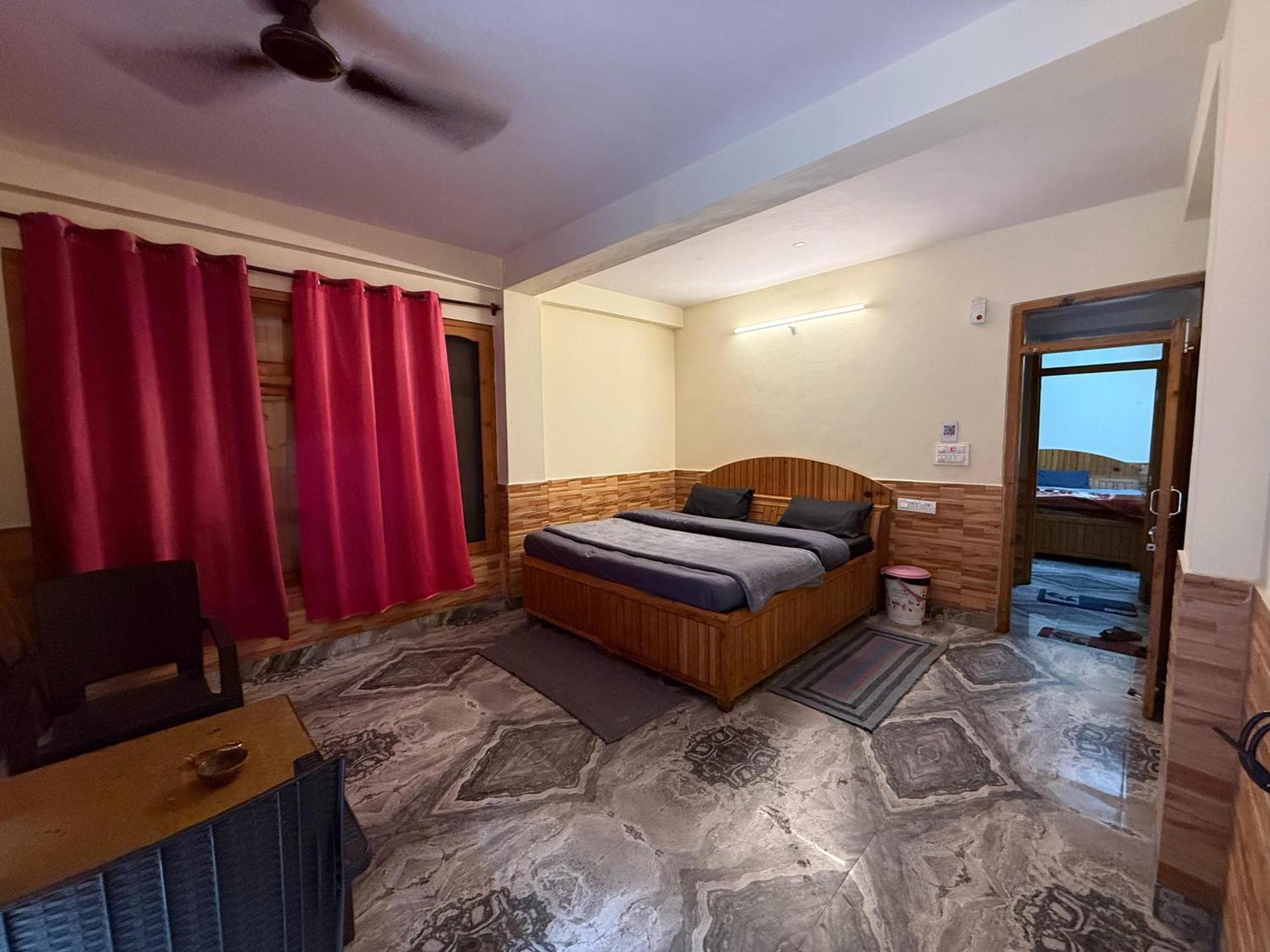 Flipsyde Retreat Hotel Kasol Buitenkant foto